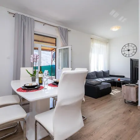 Stunning In With Wifi Apartmán *